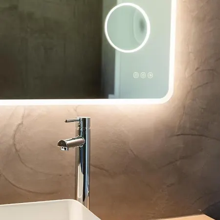 Otranto Luxury Apt-vatican City-centre Of Appartamento *